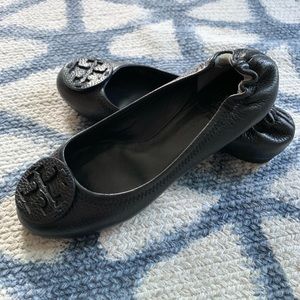 EUC Tory Burch Reva Flats